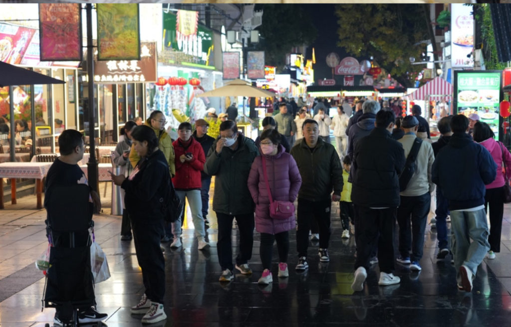 Guilin Et Les Pagodes Du Soleil Et De La Lune