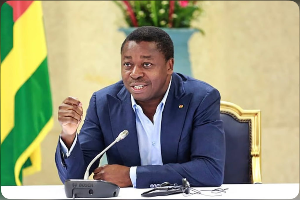 Le Régime Parlementaire Au Togo: Le Cas Canadien Pour Éclairer Nos Religions