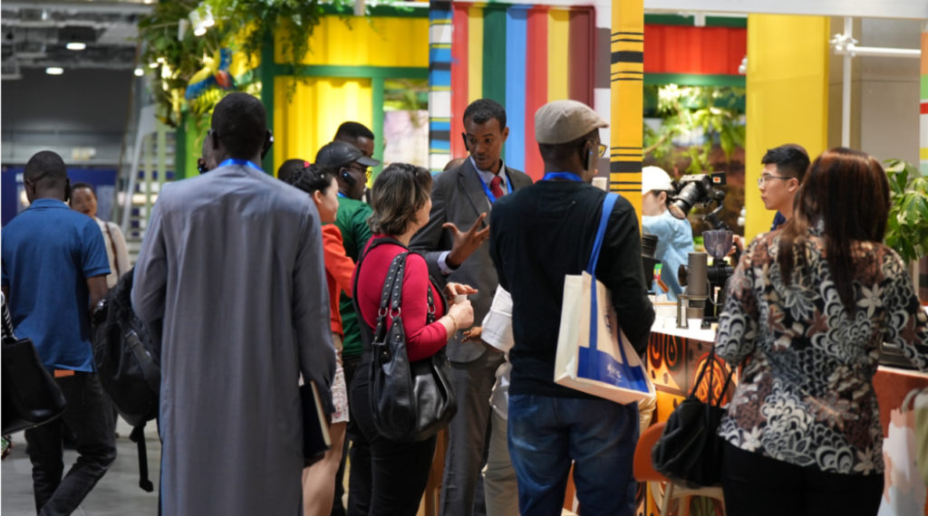 Visite De Jeunes Diplomates Africains En Chine