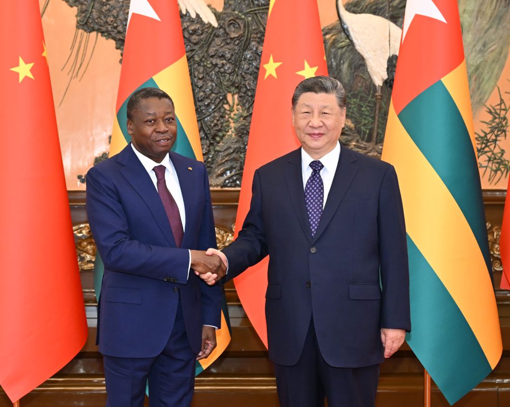 Rencontre Xi Jinping–Faure Gnassingbé À Beijing : Quand Le Partenariat Sino-Togolais Devient Un Enjeu De Puissance Économique Et De Repositionnement Stratégique